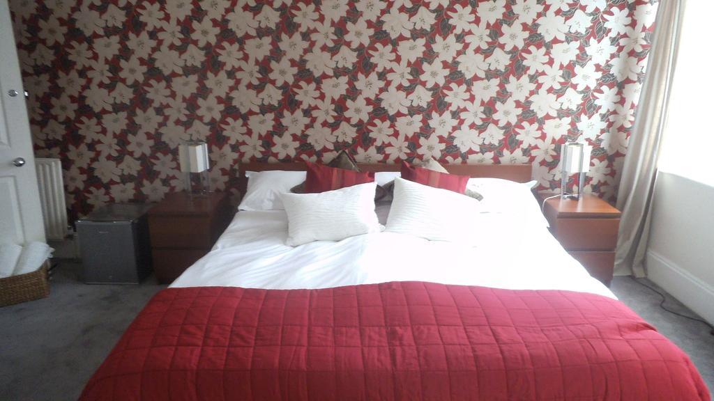 Greys Hotel Brighton Room photo